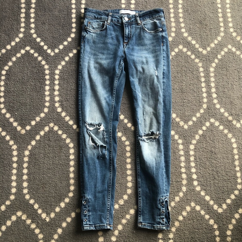 (Zara) Basic Z1975 Embellished Button Ankle Denim - Women’s SIZE 2
